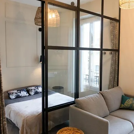 A & K Luxury Appartments Port De Garibaldi アパート ニース